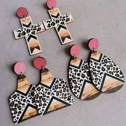 Rich Wood Leopard Accent Earrings ~ these are A+ and *new* - Sip Sleeves